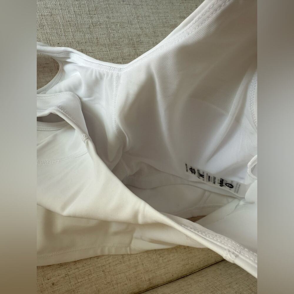 Mono B Elongated Tank Sports Bra Top White Women’s Small NWT AT3097 New Workout - Picture 3 of 4